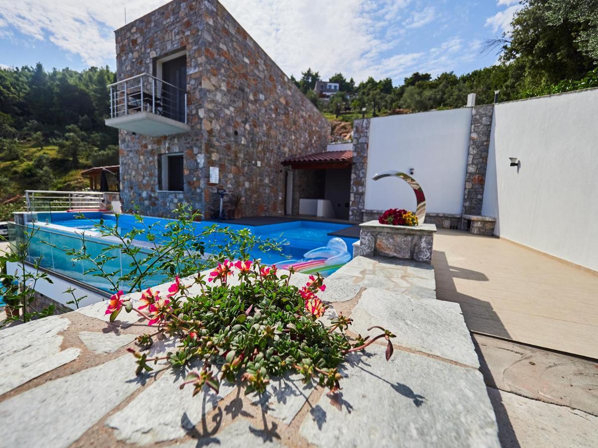 Sky Sea Resort & Villas Megali Ammos  Exterior foto